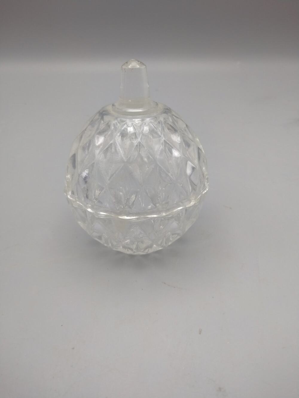 Vintage Diamond Point Glass Trinket Ring Vanity Dresser Dish with Lid